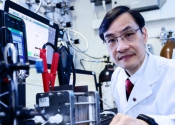 Réduire les émissions de CO2 en produisant de l'éthylène : le pari de PolyU