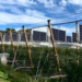 Les fruits et l'énergie solaire dans les champs