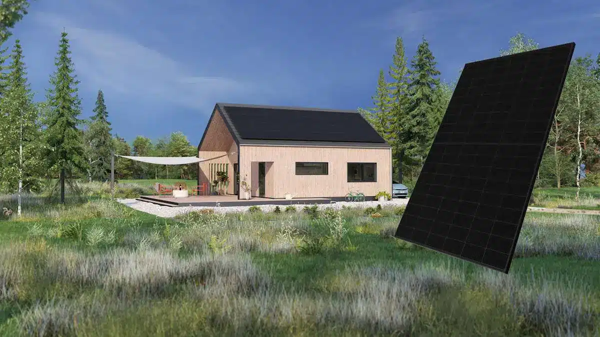 Le panneau photovoltaïque de Sharp, entièrement noir avec davantage de puissance