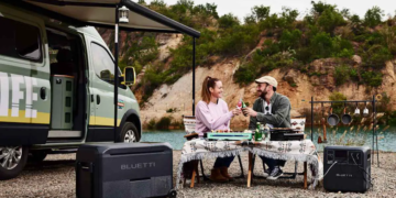 BLUETTI lance SwapSolar sur Indiegogo, transformant l'expérience en plein air