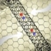 Une "antenne" en 2D stimule l'émission de lumière à partir de nanotubes de carbone