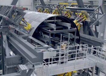 Le laser CO2 soude des joints de 8 mètres sur un fuselage en fibre de carbone