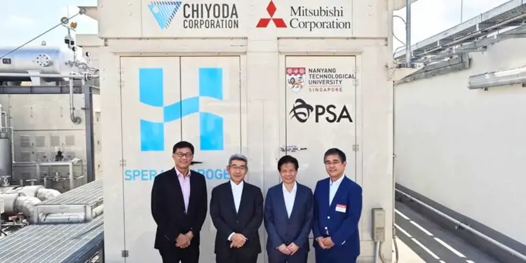 Singapour teste la déshydrogénation pour les véhicules lourds écologiques