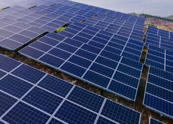 Batteries Lithium-Ion : La solution viendrait-elle des déchets photovoltaïques ?