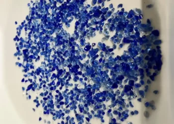 La combinaison de verres de couleurs différentes pourrait stimuler le recyclage