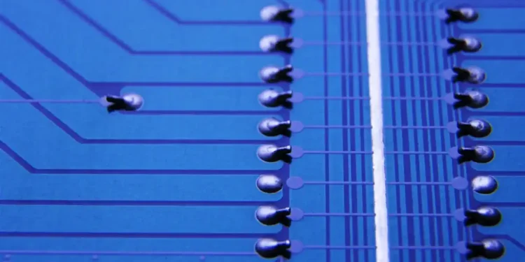 Un algorithme rendra la conception de circuits intégrés 100 fois plus rapide