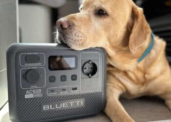 BLUETTI lance une nouvelle centrale électrique portable AC50B juste à temps pour les vacances d'été en camping
