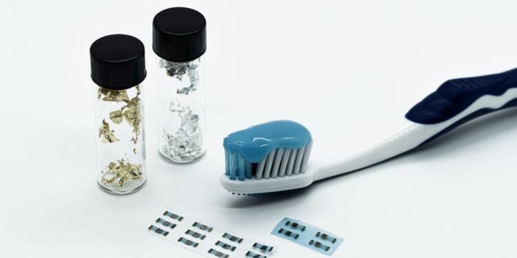 Électronique comestible : 10 000 transistors issus d'un dentifrice