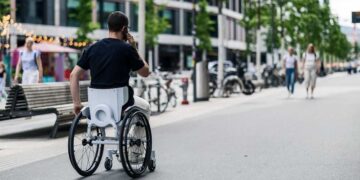 Suisse : une invention géniale transforme la conduite des fauteuils roulants
