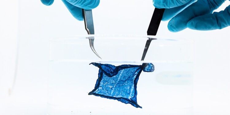 Un hydrogel révolutionnaire fusionne électronique et tissus vivants pour la médecine de demain