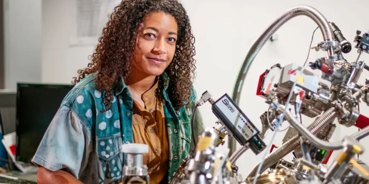 Les nanomatériaux changent de propriétés sous la lumière du synchrotron