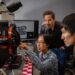 Des chercheurs de Cornell créent le plus petit robot marcheur au monde
