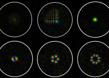Une fibre optique révèle des structures minuscules d'un milliardième de mètre