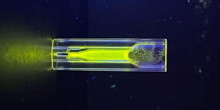 Recyclage quantique : 85% des nanoparticules récupérées pour de nouveaux lasers