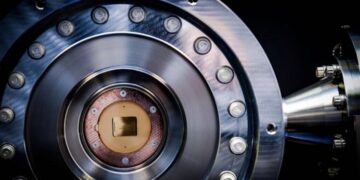 Quantinuum lève 300 millions pour développer l’ordinateur quantique universel