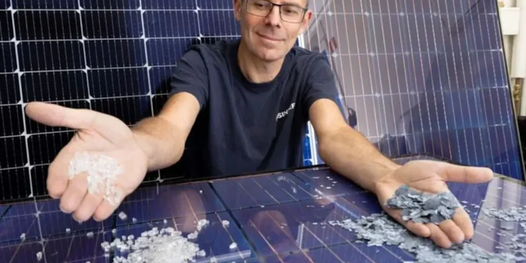 De nouvelles solutions pour recycler les panneaux solaires