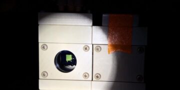 Des nano-fleurs de cuivre transforment le CO2 en carburant propre grâce au soleil