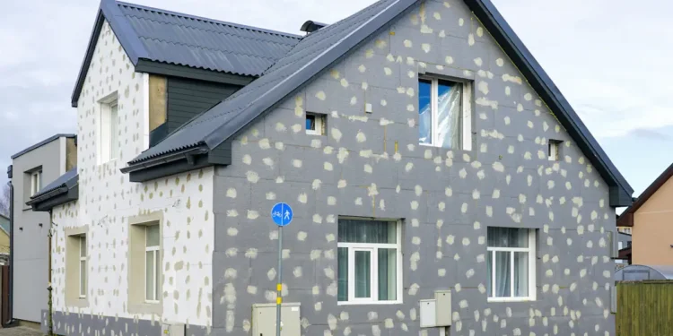 Passoires thermiques : les petites copropriétés, oubliées des aides à la rénovation énergétique