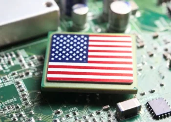 Production de semi-conducteurs aux États-Unis : la relocalisation fait face à une pénurie de compétences