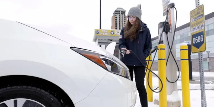 Recharger les véhicules électriques 5 fois plus vite par temps glacial