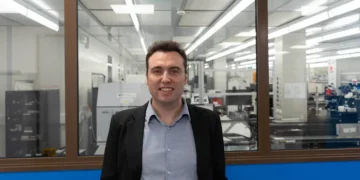 Redéfinir le transistor : La brique idéale pour l'intelligence artificielle