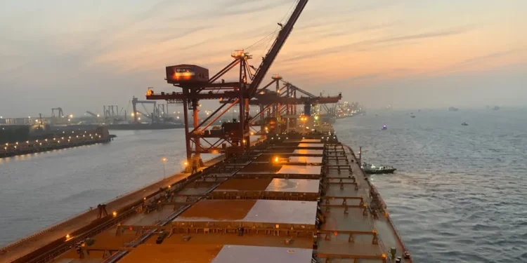 L'étude : La combustion de fioul lourd avec des épurateurs est la meilleure option disponible pour le transport maritime en vrac