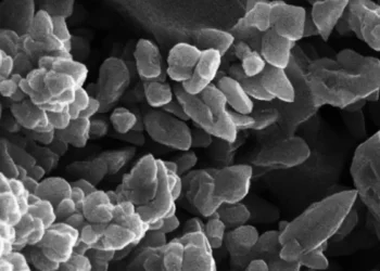 Un pas vers une extraction du fer plus propre grâce à l'électricité