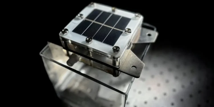 La lumière du soleil et l'eau de mer permettent de produire de l'hydrogène vert et de l'eau propre à faible coût