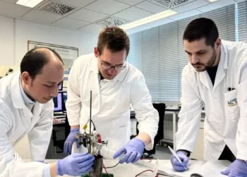 Une nouvelle méthode de synthèse non toxique pour le "matériau miracle" MXène
