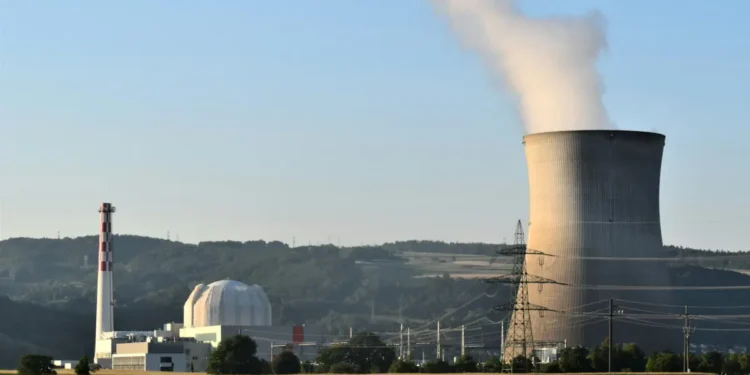 Utilisation de l'IA pour surveiller les endroits inaccessibles des systèmes d'énergie nucléaire