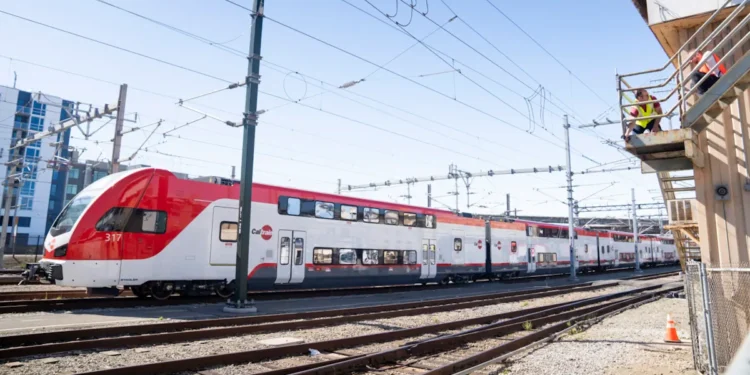 Les trains électriques sont plus silencieux et plus fiables que les trains diesel. Une nouvelle étude montre qu'ils sont aussi plus sains.