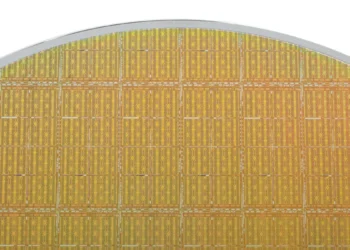Une nouvelle puce teste des solutions de refroidissement pour la microélectronique empilée