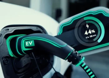 Conduire une voiture thermique : un luxe bientôt réservé à quelques happy few ?
