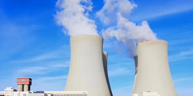 Le retour de l'énergie nucléaire civile au Japon traduit un certain pragmatisme du gouvernement