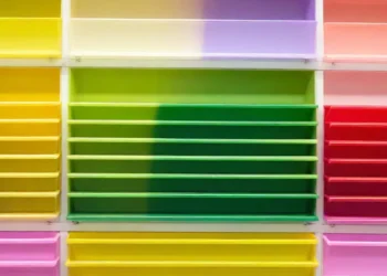 Une molécule azotée promet des plastiques recyclables presque à l’infini par simple chauffe