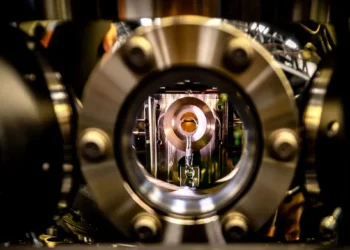 Des chercheurs australiens utilisent un ordinateur quantique pour simuler le comportement de molécules réelles