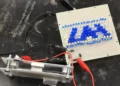 Des chercheurs ont utilisé du ruban adhésif pour produire de l'électricité afin d'alimenter des collecteurs d'énergie à faible coût