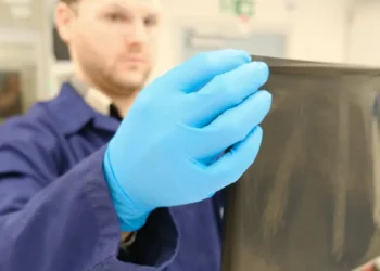 Une solution ultrafine rend les piles à combustible moins chères et plus respectueuses de l'environnement