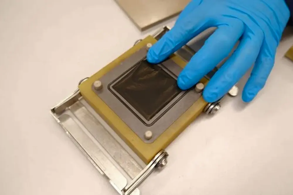 Plus fine, mais plus efficace. Les chercheurs vont maintenant tester la durée de vie de la nouvelle membrane.