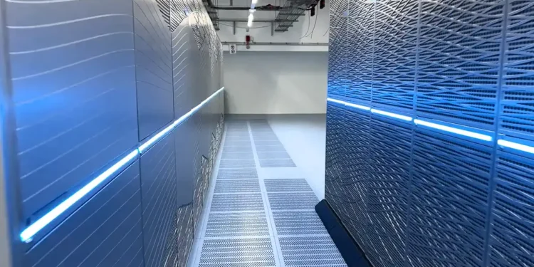 OTUS : Le nouveau superordinateur de l'université de Paderborn bat des records