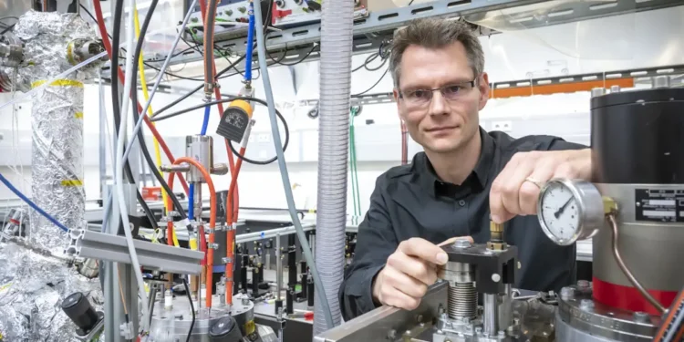 Comment se forment les liaisons chimiques : des physiciens observent le flux d'énergie en temps réel