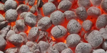 L'eau gèle quand il fait froid - ce nouveau matériau gèle quand il fait chaud