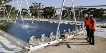 Un réacteur solaire australien produit de l’hydrogène vert sans électrolyse ni électricité