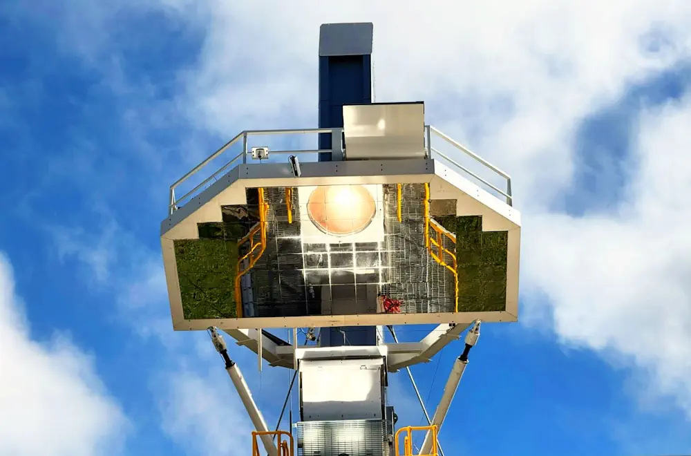 Le réacteur à faisceau descendant du CSIRO ouvre de nouvelles perspectives pour la recherche et le développement dans le domaine de l'énergie solaire concentrée.