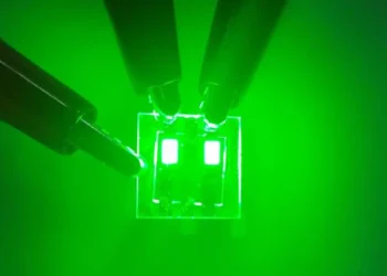 Des QRLED de nouvelle génération transforment les smartphones et les téléviseurs en écrans ultra-lumineux et riches en couleurs