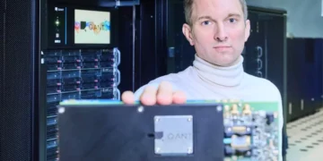 Efficacité énergétique : Q.ANT vise des gains multipliés par 30 face aux GPU traditionnels