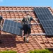 Panneaux photovoltaïques : 4 raisons de privilégier un installateur local