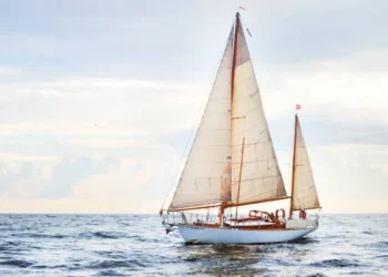 Les meilleures pistes à explorer pour dénicher le voilier d'occasion qui vous convient