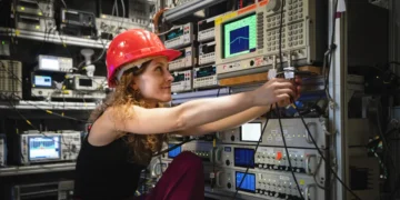 Le CERN crée le premier qubit d’antimatière et repousse les frontières de la physique