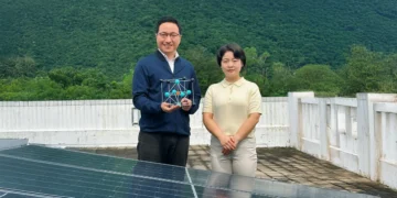 Pérovskite solaire : comment HKUST dope la robustesse grâce à la bio-inspiration